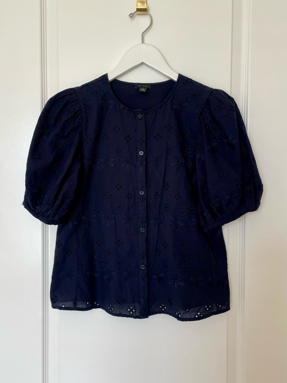 Ann Taylor Navy Eyelet Puff-Sleeve Button-Down Top